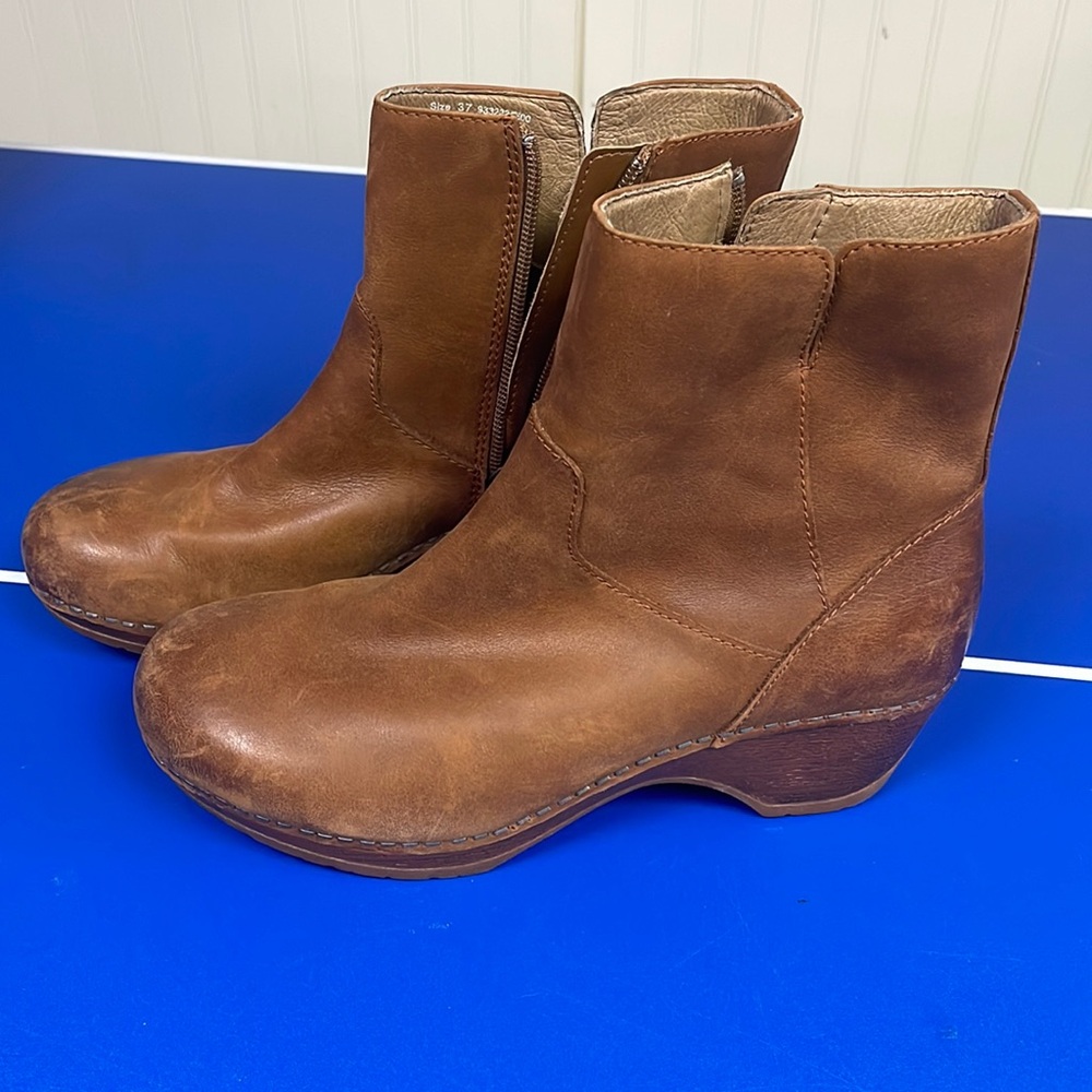 Women’s Dansko Meghan Saddle Booties 37